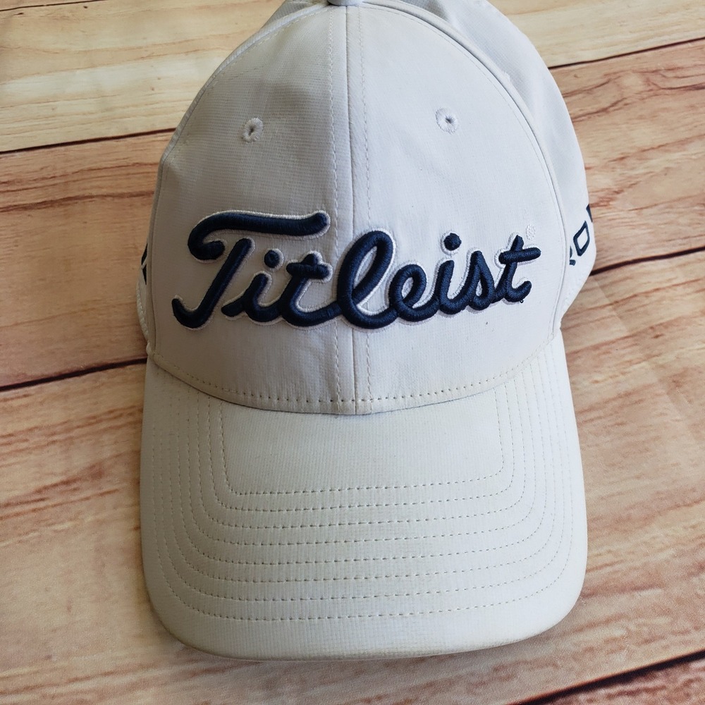 Titleist Golf Hat Mens Adjustable White Tour Performance Pro V1 FootJoy Cap *
